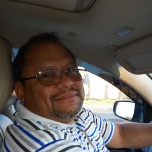 Meet your Posher, Luis